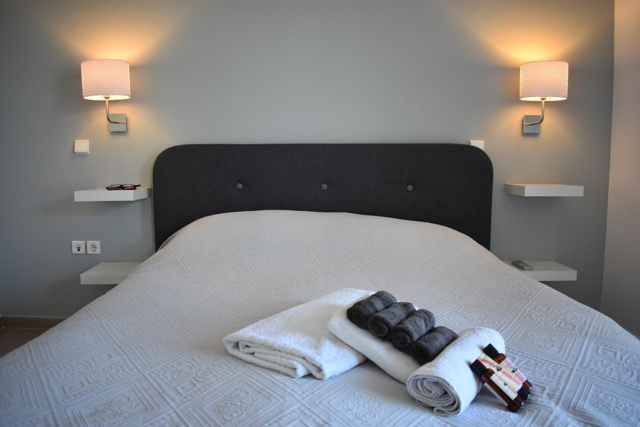 El Mar, 2 Bdr Seaview Apartment, 7 Min From Beach ลาโกนิสซี ภายนอก รูปภาพ